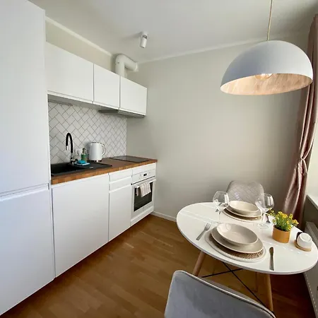 Modern Smuuli * Kuressaare