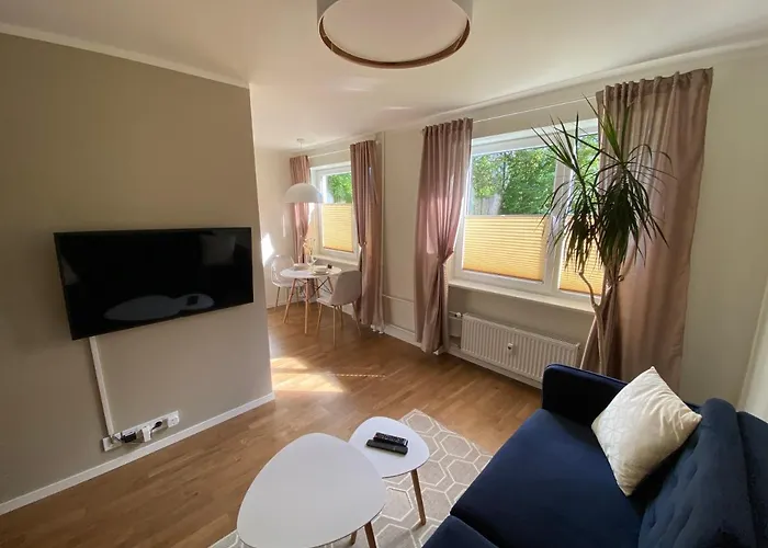 Modern Smuuli * Kuressaare