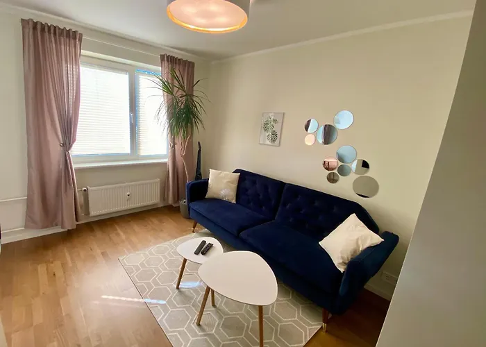 Modern Smuuli * Kuressaare